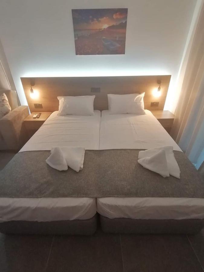 Ellenapa Apts & Studios Айя Напа Екстериор снимка