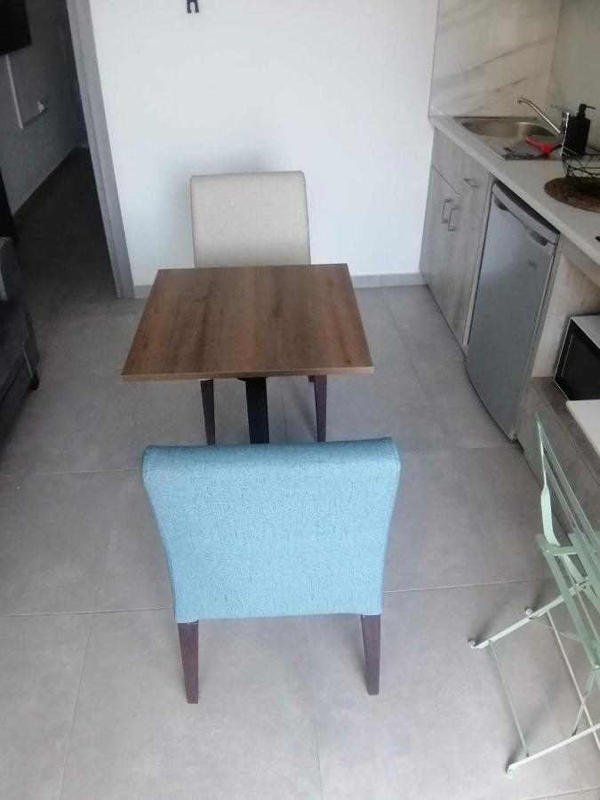 Ellenapa Apts & Studios Айя Напа Екстериор снимка